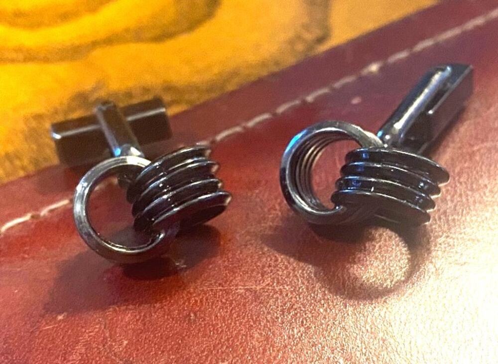 VTG Gun Metal Black Tone Cufflink Set, Knots Design